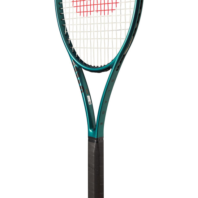 Blade 98 (18x20) V9 Tennis Racket